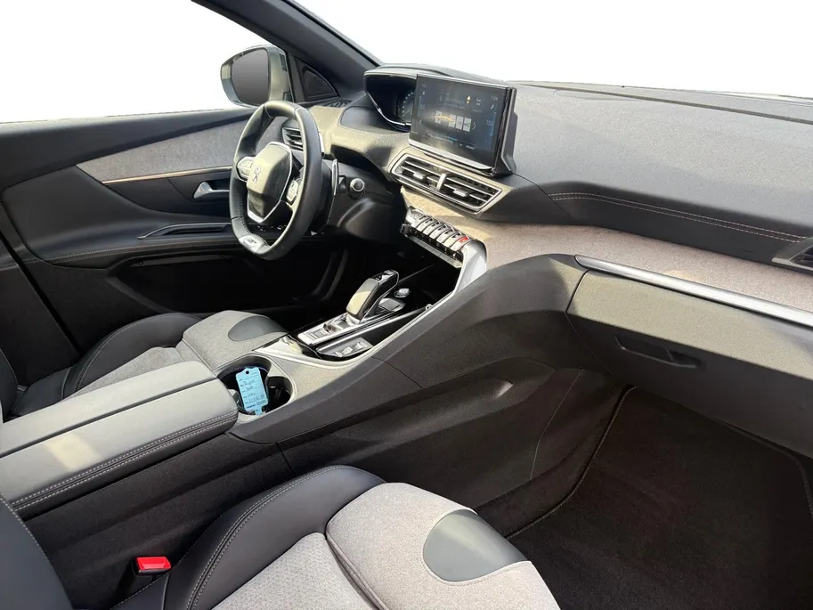 Peugeot 3008 1.6 HYbrid 225 GT | Adapt. Cruise Control | Elektr. verstelbare bestuurdersstoel | Achteruitrijcamera | Dodehoek Detectie | Elektr. achterklep |