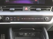 Kia Sportage 1.6 T-GDi Hybrid GT-Line | Stuur-/stoelverwarming | Elek. stoelverstelling + achterklep | Schuifdak | 18' LM | Cruise adapt. | Camera |