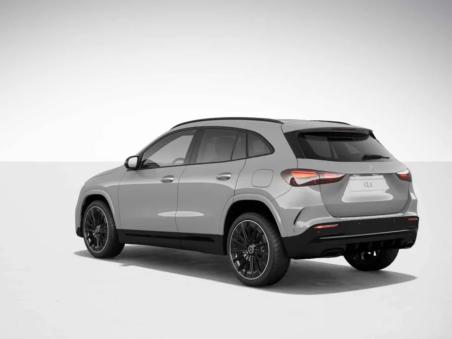 Mercedes-Benz GLA 250 e 140 Years Edition