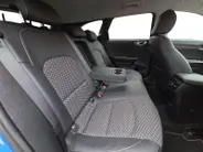 Kia Ceed Sportswagon 1.5 T-GDi DynamicPlusLine 160 PK | Dealer onderhouden | Fabrieksgarantie | Camera | Carplay | Cruise Control Adaptief | stoelverwarming | NAP | 12 Maanden BOVAG Garantie |