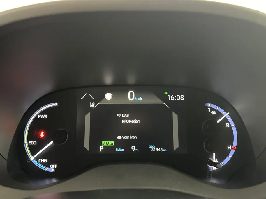 Toyota Yaris Cross 1.5 Hybrid Dynamic | Navigatie | 17'' L.M. Velgen | Adaptieve Cruise Control