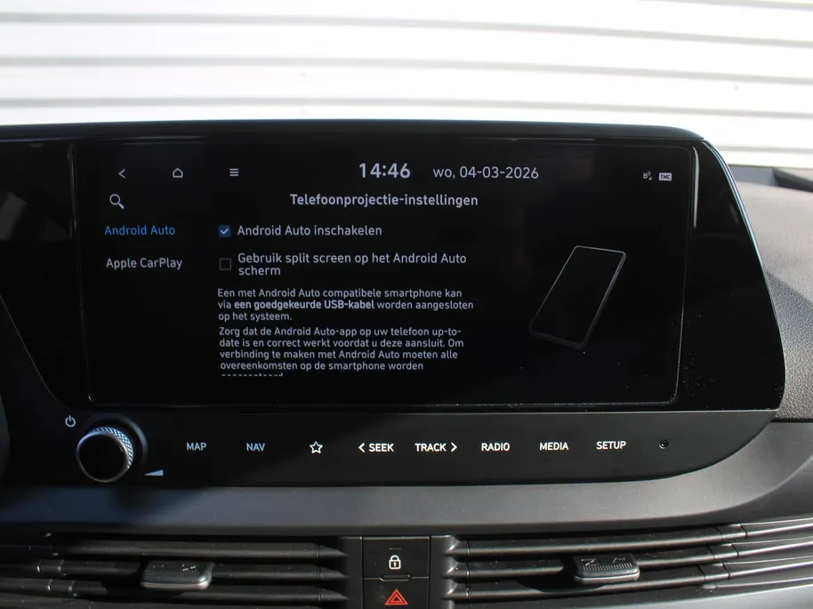 Hyundai i20 1.2 MPI Comfort | BTW Auto | Stuur-/stoelverwarming | Camera | Navi | Apple Carplay | Android Auto | Cruise | 16' LM | All seasons | Airco |