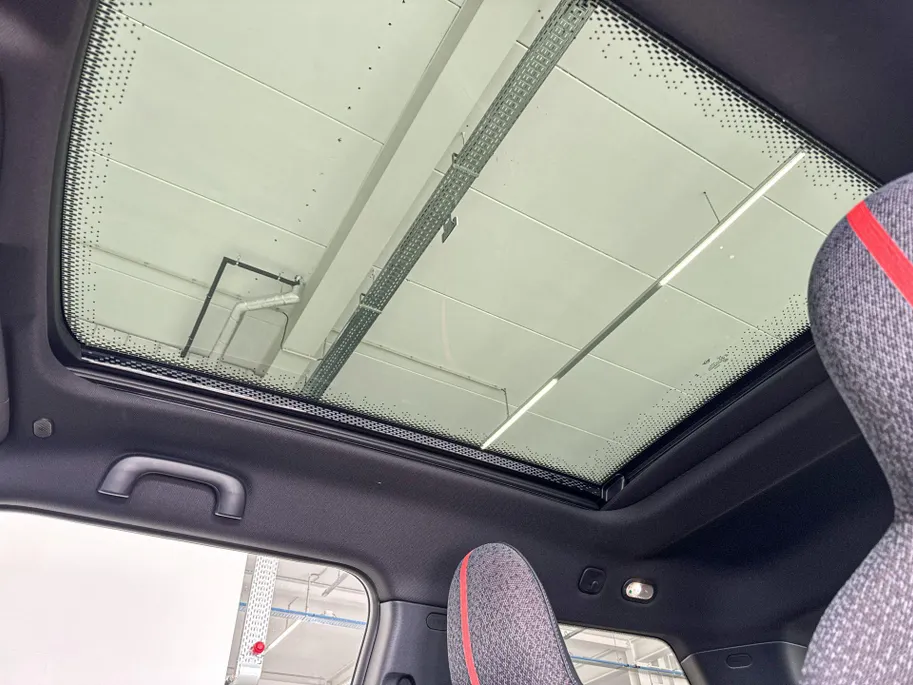 MINI Cooper 3-deurs Electric Cooper E John Cooper Works M 40.7 kWh