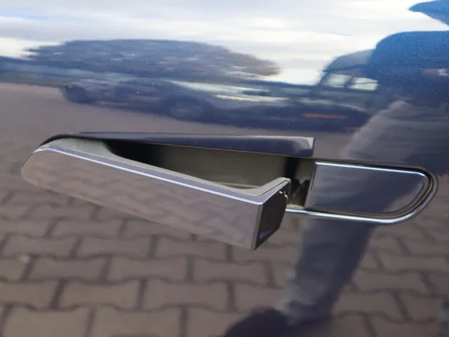Mitsubishi Eclipse Cross Intense+ 87 kWh | Stuur/Stoel Verwarming | 360* Camera