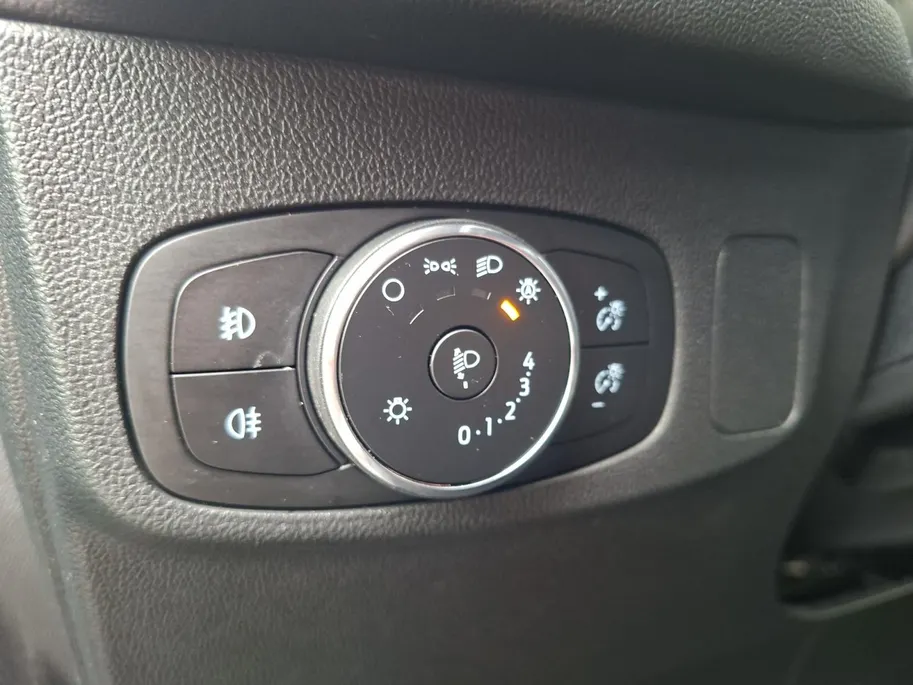 Ford Focus Wagon 1.0 EcoBoost Hybrid ST Line | NL-Auto | Dealeronderhouden | Winter Pack | Climate Control | Parkeersensoren | 17' Lichtmetaal | Apple Carplay&Android Auto | Led Koplampen |
