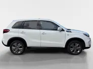 Suzuki Vitara 1.5 Hybrid Select *Automaat*Navi+Camera*Climate Control*LM. Velgen*Parc Assist*Zeer nette auto!