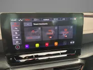 CUPRA Formentor 1.4 TSI 204pk DSG e-Hybrid Essential · Panoramadak · 360 Camera · Stoel-& Stuurverwarming · Apple/Android Car Play · 18'' Inch ·