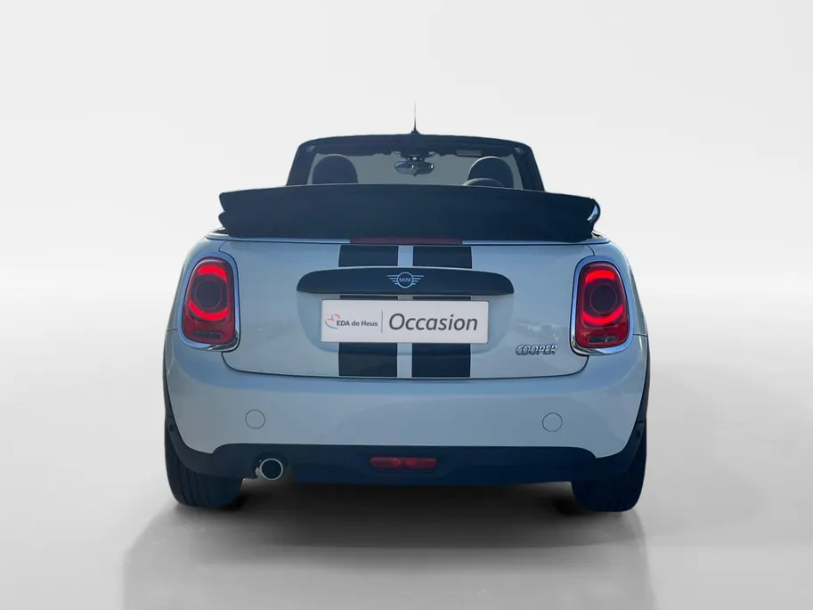 MINI Cooper Cabrio 1.5 Salt Sportieve frisse cabrio, genieten met open dak!