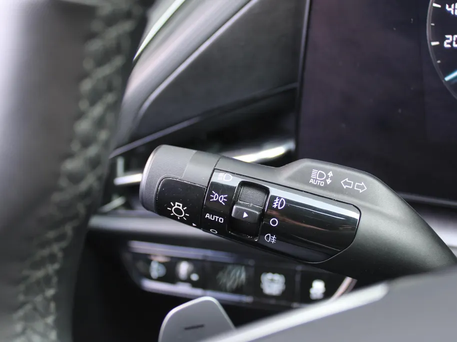 Kia Niro 1.6 GDi Hybrid DynamicLine | Camera | Cruise adapt. | Clima | 16' LM | Navi | Keyless |