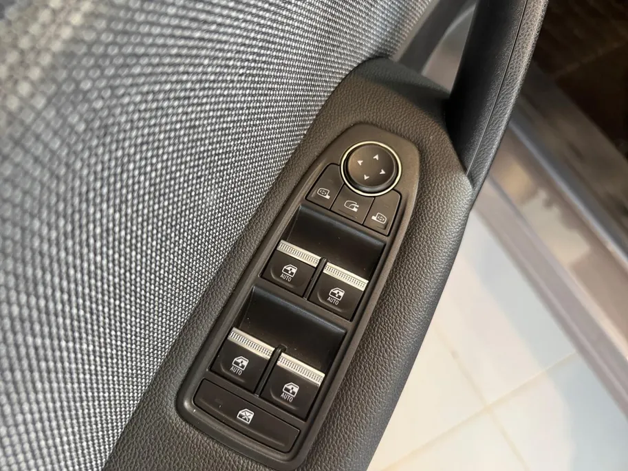 Renault Captur 1.8 E-Tech full hybrid 160 techno *Automaat*Navi+Camera*Stoel/Stuur Verw.*Adaptive Cruise*Als Nieuw!