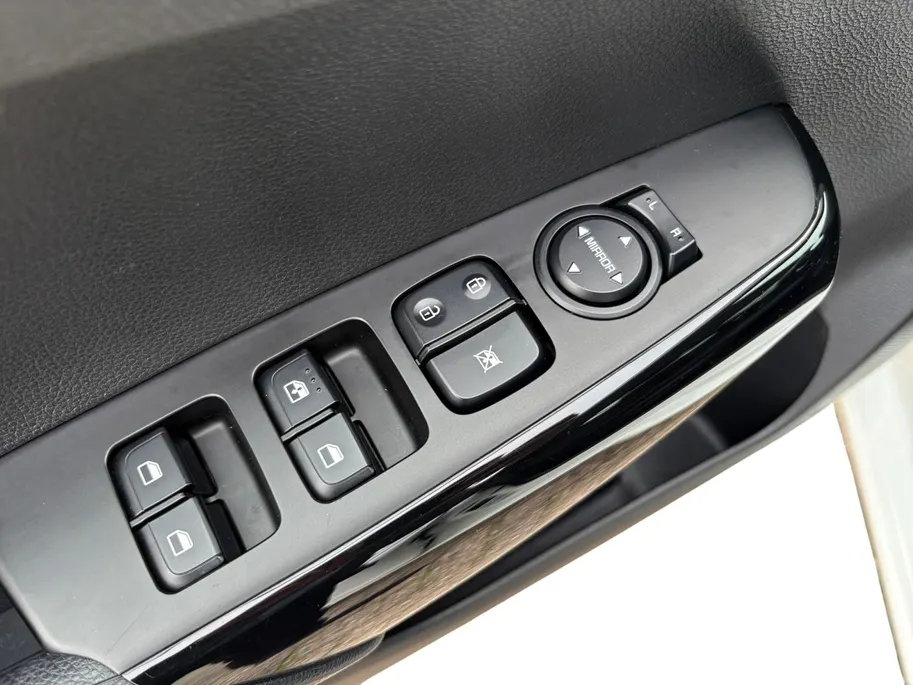 Kia Picanto 1.0 DPi DynamicLine | Airco | Cruise control | Camera | Apple Carplay / Android Auto | Elektrische ramen voor en achter | Lichtmetalen Velgen |