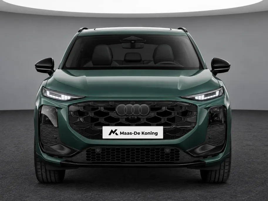 Audi Q3 e-hybrid S edition 272 PK · Tech plus · Glazen panoramadak · Comfortpakket plus