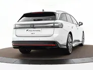 Volkswagen ID.7 Pro Limited Edition 77 kWh accu 286 pk · Trekhaak inklapbaar, met elektrische ontgrendeling · Voorraad OUTLET · Prijs is inclusief inruilpremie ·