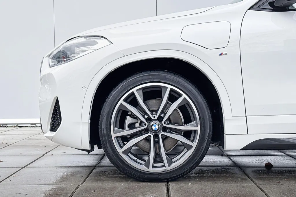 BMW X2 xDrive25e High Executive