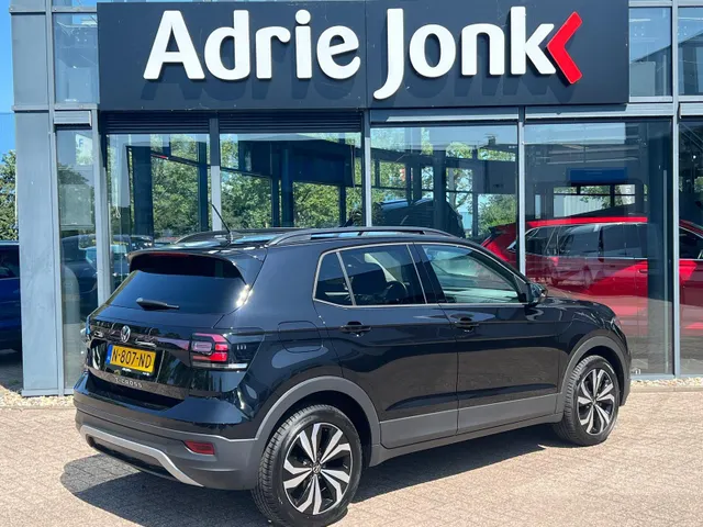 Volkswagen T-Cross 1.0 TSI Life AUTOMAAT | APPLE CARPLAY / ANDROID AUTO | 17 INCH | ADAPTIVE CRUISE CONTROL | ALL SEASON BANDEN | 7 DSG | NED. AUTO |
