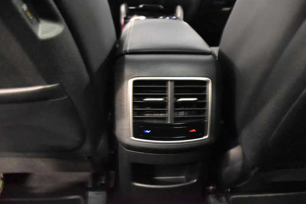 Kia Sportage 1.6 T-GDi 230pk Hybrid AT6 GT-Line. Weinig km!