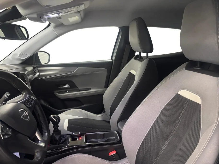 Opel Mokka 1.2 Business Elegance NAVI AIRCO TREKHAAK APPLE CARPLAY ANDROID AUTO HOGE INSTAP LM VELGEN ZEER MOOIE AUTO DEALER ONDERHOUDEN