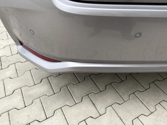 Toyota Corolla 1.8 Hybrid Executive | Leer | All Seasons