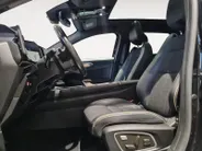 Renault Austral 1.2 E-Tech full hybrid 200 iconic * Panorama Dak  * Cruise Control Adaptief * Trekhaak Afneembaar * 360 Camera * Carplay * Winterpack * LM Velgen * 12 Maanden BOVAG Garantie *