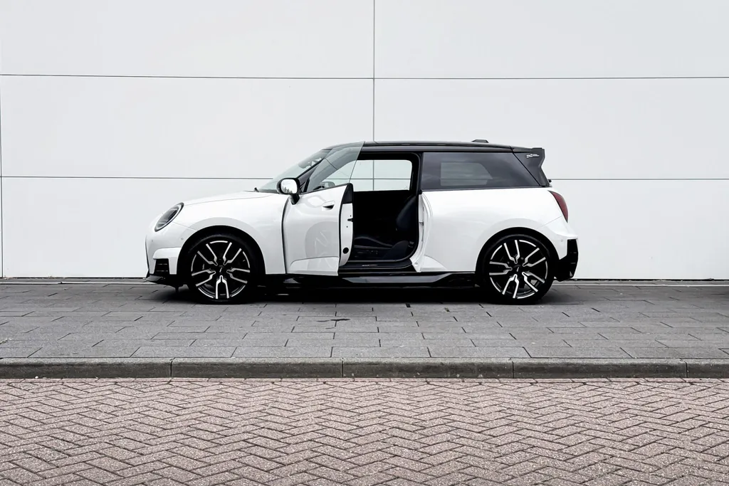 MINI Cooper 3-deurs Electric Cooper SE John Cooper Works XL 54.2 kWh