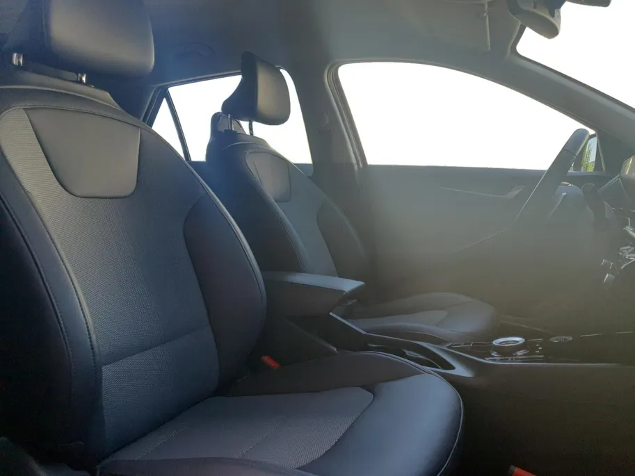 Kia Niro 1.6 GDi Hybrid DynamicLine | Navigatie | Camera | Adaptieve cruise control | Apple Carplay / Android Auto | Parkeersensoren voor en achter | Verbruik 1 op 20!