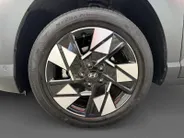 Hyundai Kona 1.6 GDI HEV Premium Sky | Schuif-kanteldak| Stoelverwarming/koeling| Lederen bekleding| Bose| Elektrische stoelen met geheugen| BOM VOL OPTIES