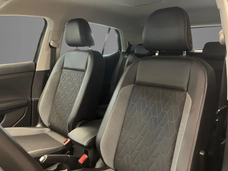 Volkswagen T-Cross 1.0TSI/95PK Goal · Navigatie · Apple/Android Car Play · Stoelverwarming · Garantie t/m 23-05-2027 · EXTRA INRUILKORTING ·