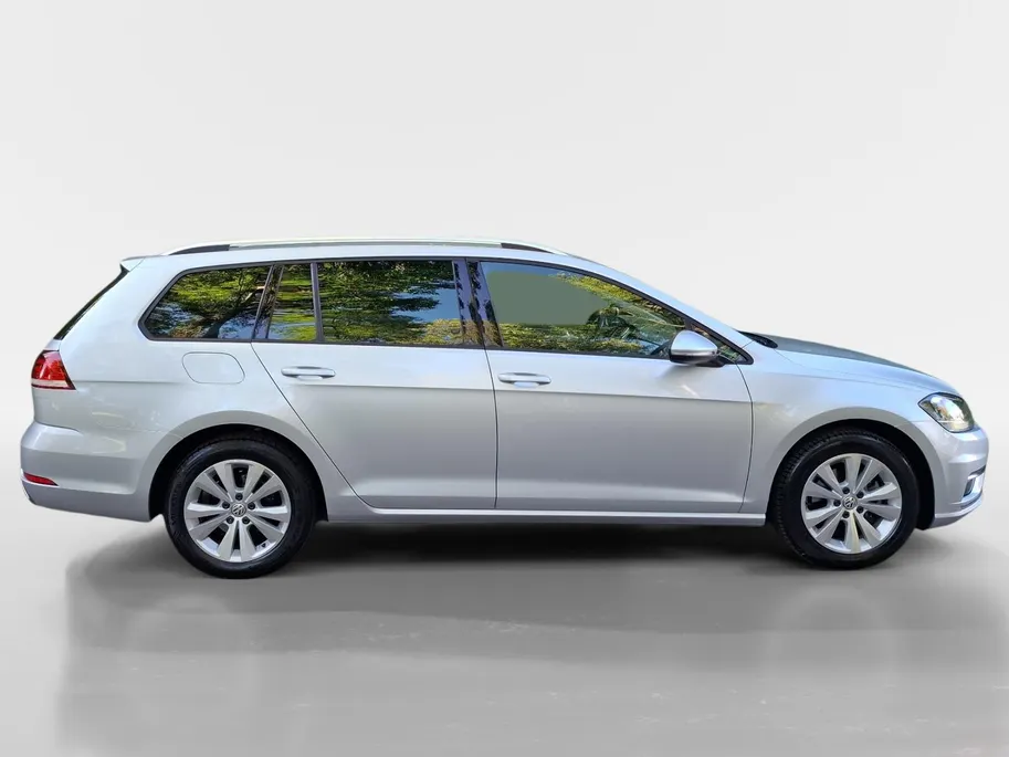 Volkswagen Golf Variant 1.0 TSI Comfortline | TREKHAAK | LM VELGEN | CLIMATE | PARKEERSENSOREN | TELEFOON |