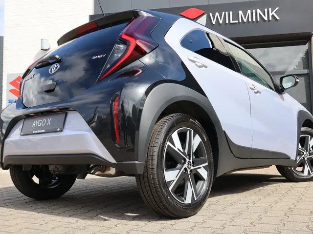 Toyota Aygo X Hybrid 115 pulse | V+A Parkeersensoren | Apple/Anrdoid Carplay |