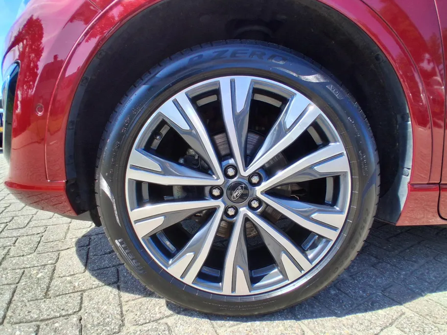 Ford Kuga 2.5 PHEV 225 pk Vignale Driver Assistance Pack - Winter Pack - Technology Pack - 20inch LM velgen - Afneembare trekhaak