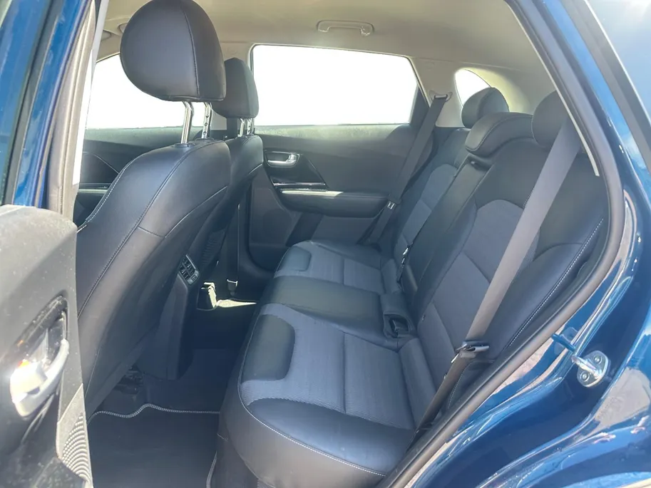 Kia Niro 1.6 GDi Hybrid DynamicLine | Trekhaak | Carplay | Automaat | Camera |