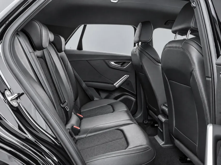Audi Q2 35 TFSI 150pk S Edition · Camera · Matrix LED · Apple/Android Car Play · Adaptive Cruise Control · Stoelverwarming · Verkeersbord Detectie · Virtual Cockpit ·