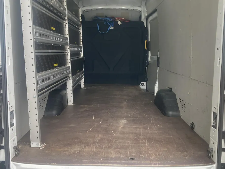 Ford Transit 350 2.0 TDCI 105 pk L4H3 Trend RWD Laadlengte 4 meter - Laadruimtebescherming - Ideaal voor Koeriersdiensten