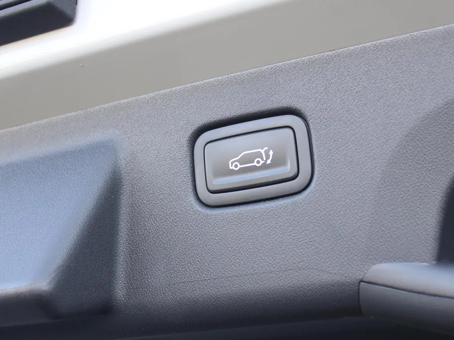 Kia EV5 GT-Line Business Edition 81.4 kWh | Trekhaak | Stuur-/stoelverwarming v+a | Schuifdak | Leer | Elek. stoelverstelling + achterklep | 20' LM | LED |