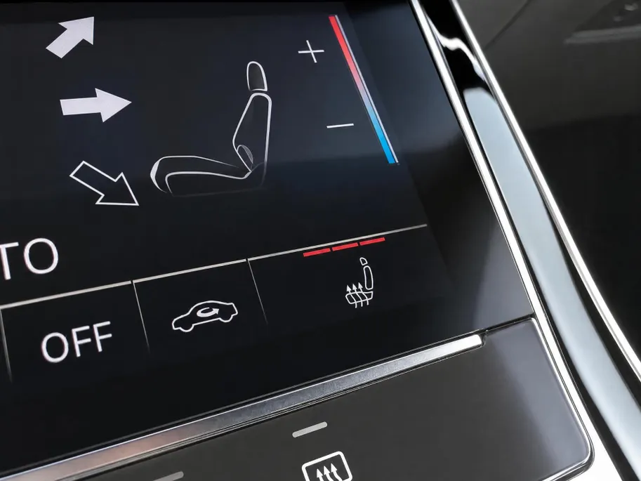 Audi Q7 55 TFSIe 280kW/381PK quattro S Line · Panoramadak · Trekhaak · Luchtvering · 360gr camera · Dodehoeksensor · 21'' · Servosluiting · Adaptive Cruise Control ·