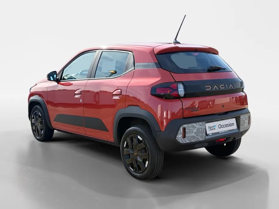 Dacia Spring Extreme 65PK 26.8 kWh Automaat | Snel Laden 40kW | Apple Carplay/Android Auto | Camera | Parkeersensoren Achter | Cruise Control | Navigatie | USB C | Bluetooth |