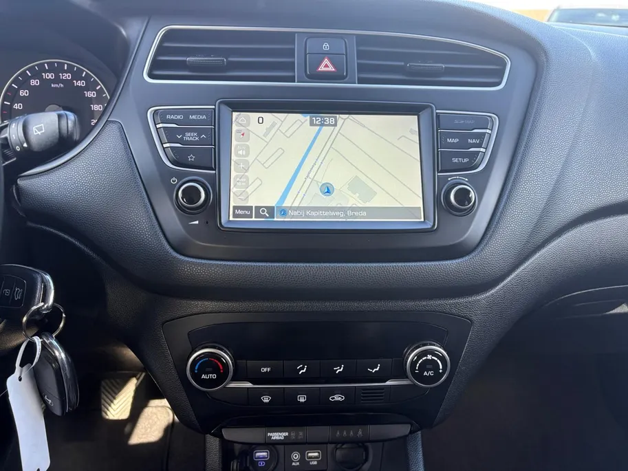 Hyundai i20 1.0 T-GDI Comfort | Climate control | Navi | Camera