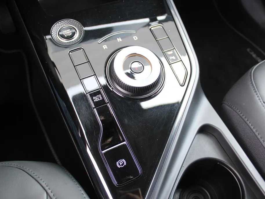 Kia Niro 1.6 GDi Hybrid DynamicLine | Camera | Cruise adapt. | Clima | 16' LM | Navi | Keyless |