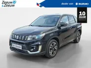 Suzuki Vitara 1.4 Boosterjet Stijl | 10 jaar garantie! | Volledig onderhouden | Hoge instap | Navigatie | Achteruit rij camera