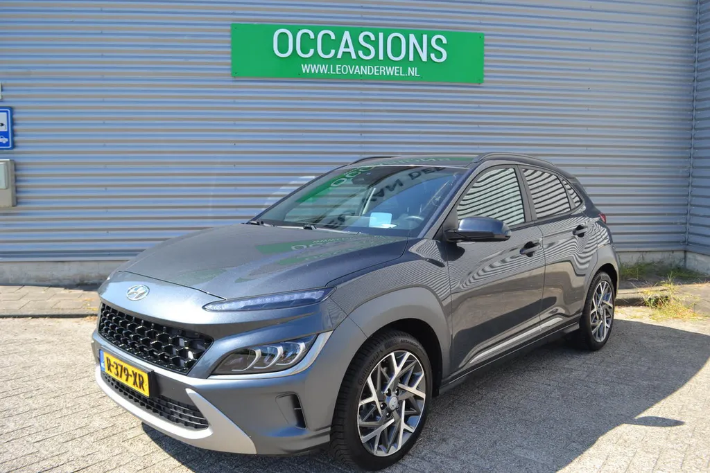 Hyundai Kona 1.6 GDI HEV FASHION|TREKHAAK|NAVI|CARPLAY|HEA
