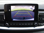 Kia Stonic 1.0 T-GDi MHEV GT-Line | Trekhaak | Stuur-/stoelverwarming | Camera | Clima | Cruise | 17" LM | Navi | Apple Carplay/Android Auto |