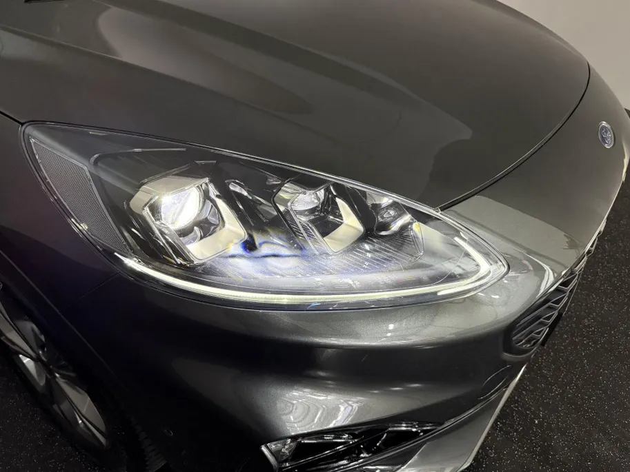 Ford Kuga 2.5 PHEV ST-Line X | Winterpack | Full LED | Adaptieve Cruise Control | Automatisch inparkeren |