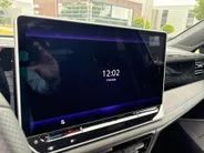 Volkswagen Tiguan 1.5 eHybrid R-Line Edition Massagefunctie · Camera + Parkeersensoren