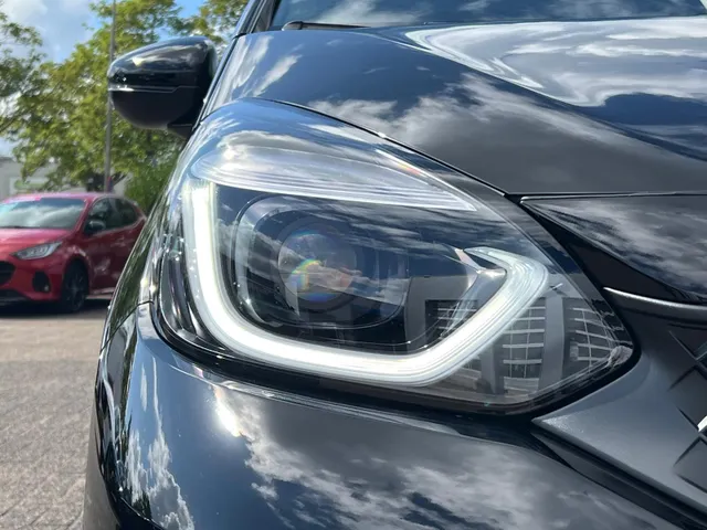 Honda Jazz 1.5 e:HEV Advance NIEUW | FULL HYBRID | APPLE CARPLAY | ANDROID AUTO | ACHTERUITRIJCAMERA | STOEL + STUURVERWARMING | NAVIGATIE |