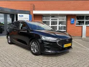 Ford Focus 1.0 EcoBoost Hybrid 125 pk Titanium Wagon SYNC 4 Navigatie - Apple Carplay/ Android Auto- Winter Pack - 16inch Lichtmetalen velgen