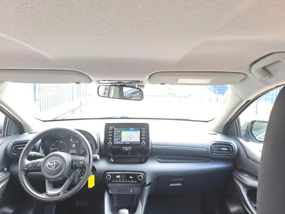 Toyota Yaris 1.5 Hybrid Active AUTOMAAT | Navigatie | Adaptieve Cruise | Climate | Camera | Rijstrooksensor met correctie | Apple Carplay/Android Auto