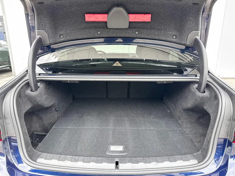BMW 3 Serie Sedan 330e M-Sport