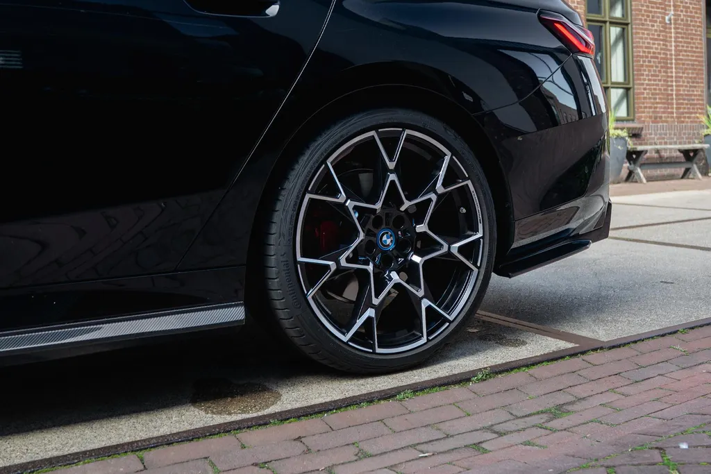 BMW 5 Serie Touring 530e M Sport Edition | M Performance Parts