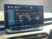 CUPRA Terramar 1.5TSIe-Hybrid 200kW/272PK VZ Performance · Panoramadak · Trekhaak · 360°Camera + Parkeersensoren · Garantie t/m 28-04-2030 of 100000km.