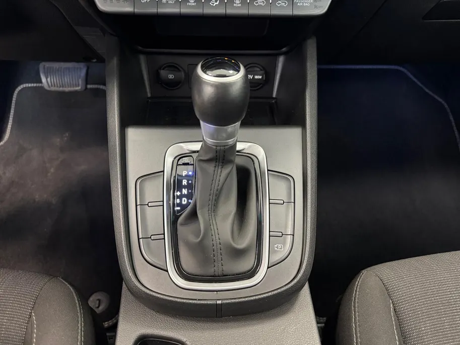 Hyundai Kona 1.6 HYBRID | AUTOMAAT | FASHION | 18'' VELGEN | NAVI | CAMERA |